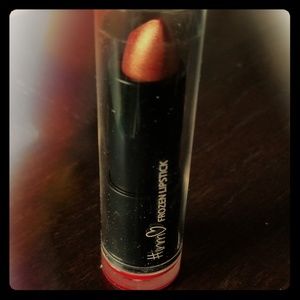 INMO Frozen Lipstick (Runway Red)